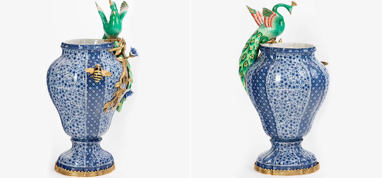 Ваза фарфоровая синяя с фигуркой павлина Peacock - фото