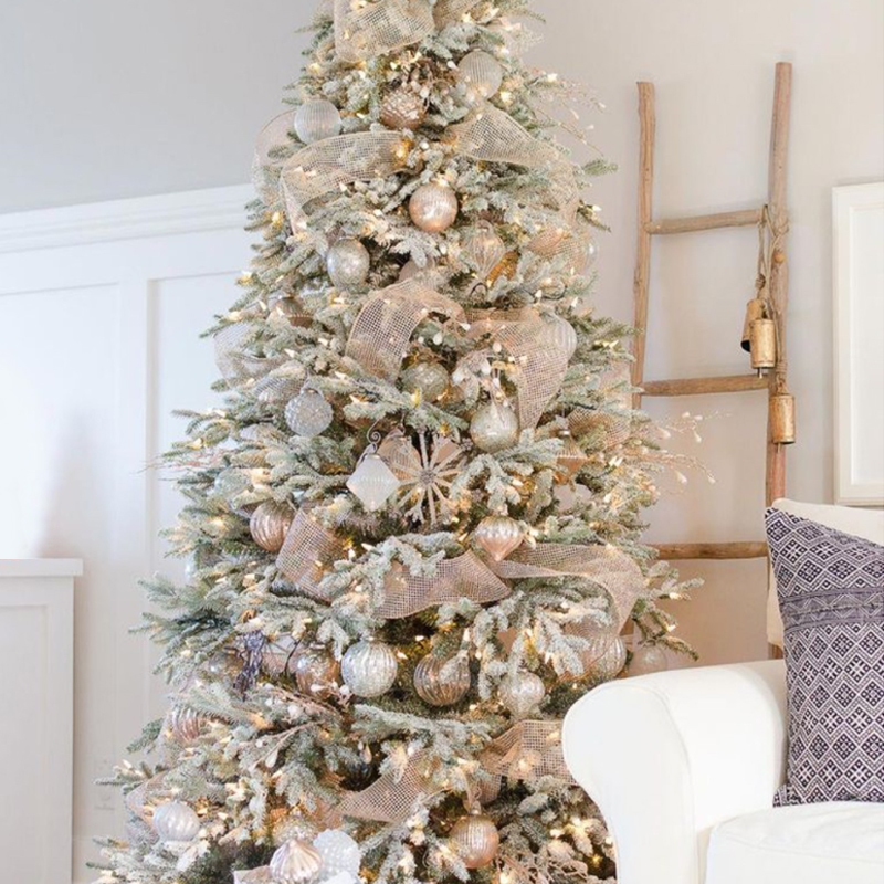    -   Christmas Tree Pink and Silver ̆ ̆   -- | Loft Concept 