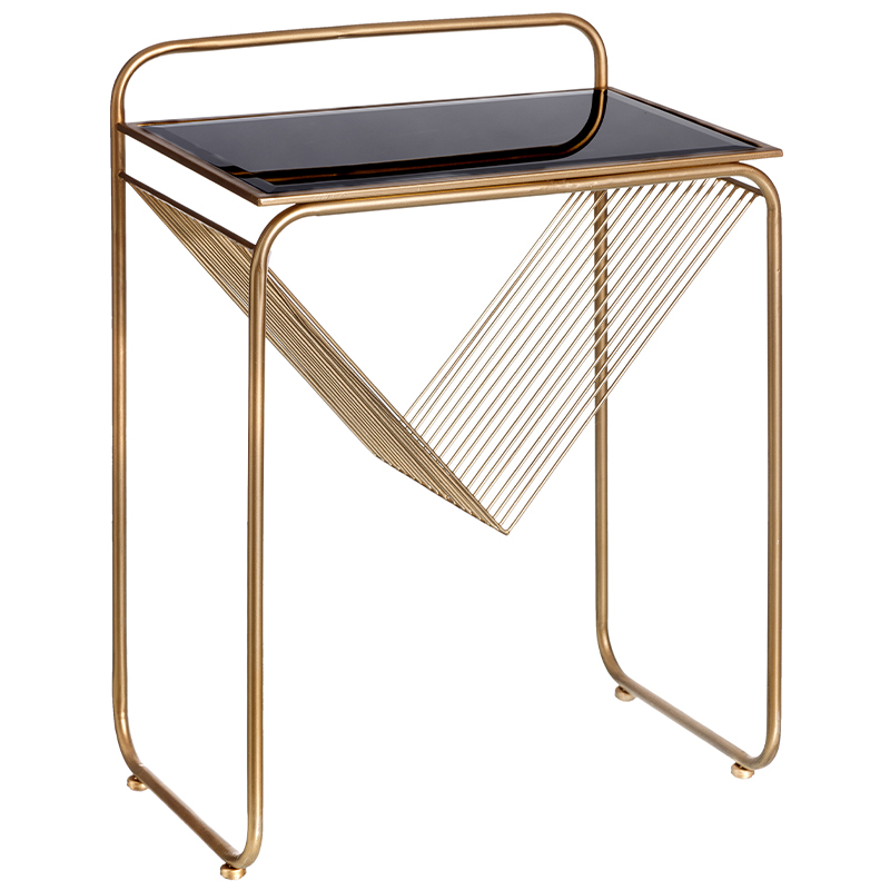         Kurtis Triangle Side Table    -- | Loft Concept 