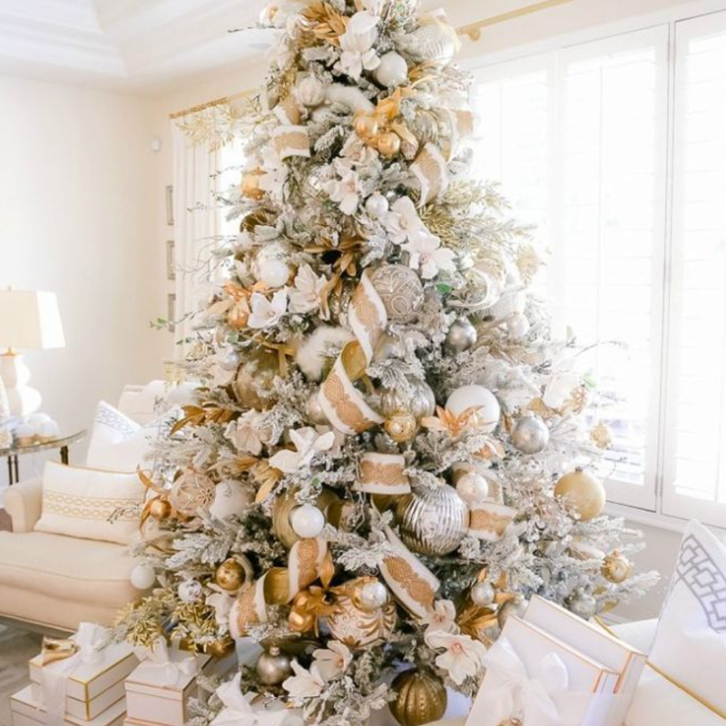       Christmas Tree Golden Tale     -- | Loft Concept 
