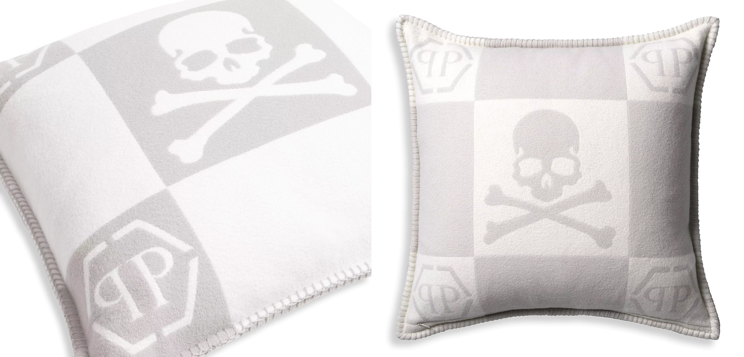 Подушка Philipp Plein Cushion Cashmere Skull 45 x 45 Grey - фото