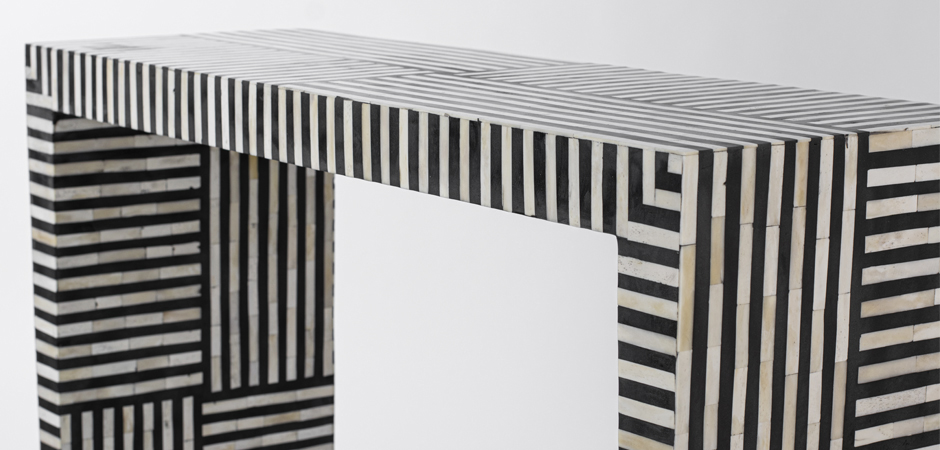 Консоль черно-белая отделка кость BONE INLAY CONSOL - фото №1