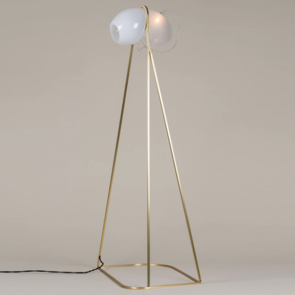  White glass trap floor lamp  ̆   -- | Loft Concept 