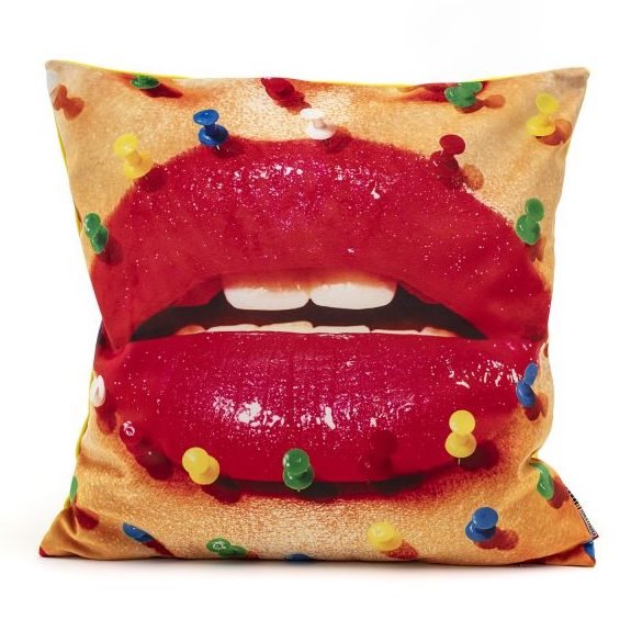  Seletti Cushion Mouth with pins Design: Toiletpaper   -- | Loft Concept 