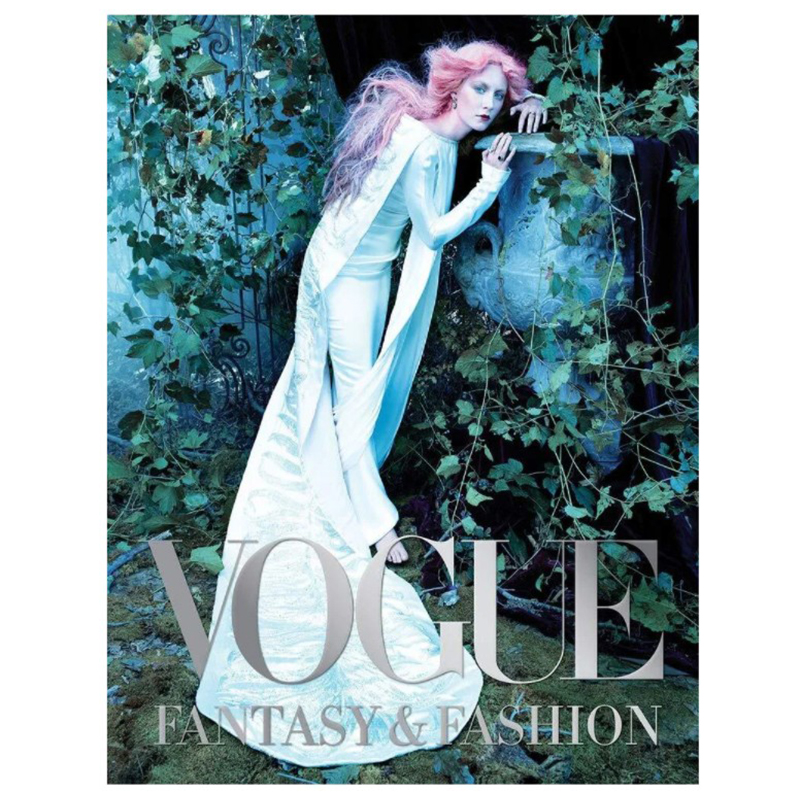  Vogue Fantasy & Fashion photography book   -- | Loft Concept 