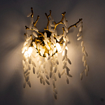 Бра золотого цвета с ветвями и белыми овальными стеклянными подвесками Droplet Chandelier варинант исполнения - 2 | Loft Concept в Ростове-на-Дону