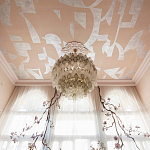 Обои ручная роспись в стиле Арт-деко Symphony Colourway SC-105 on Himalayan Rose silk dupion варинант исполнения - 1 | Loft Concept в Ростове-на-Дону