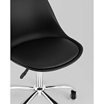 Офисный стул на металлическом основании EGGERY Black пластик варинант исполнения - 2 | Loft Concept в Ростове-на-Дону