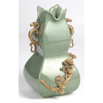 Ваза зеленого цвета из фарфора с бронзовыми ручками в виде драконов и рельефным цветочным декором Eden Garden porcelain and bronze варинант исполнения - 2 | Loft Concept в Ростове-на-Дону