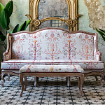 Банкетка из массива бука бежевая с растительным орнаментом Raffael Beige Floral Banquette варинант исполнения - 4 | Loft Concept в Ростове-на-Дону