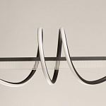 Люстра линейная черного цвета с волнообразным металлическим элементом Luke Lampco Tracer Lamp варинант исполнения - 3 | Loft Concept в Ростове-на-Дону