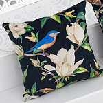 Декоративная подушка чёрная с изображением птицы в саду Blooming Blue Birds варинант исполнения - 2 | Loft Concept в Ростове-на-Дону