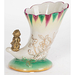 Ваза из фарфора с бронзовой фигуркой ангела Eden Garden porcelain and bronze варинант исполнения - 2 | Loft Concept в Ростове-на-Дону