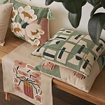 Подушка декоративная зеленого цвета с геометрическим рисунком Divine Abstractions варинант исполнения - 7 | Loft Concept в Ростове-на-Дону