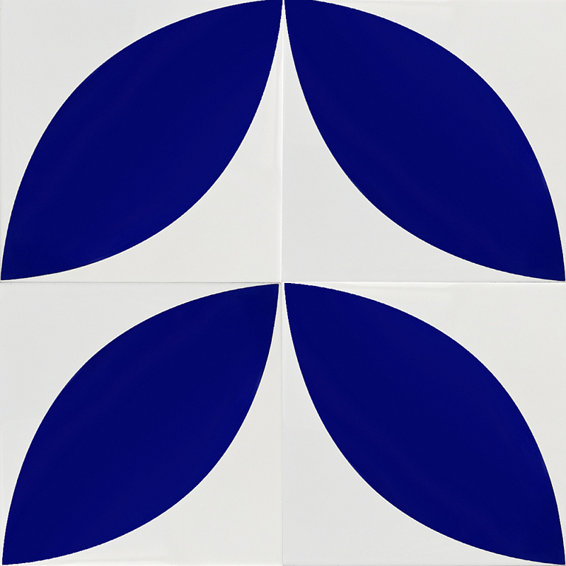 Дизайнерская плитка с узором Лепесток Синий Черный Фиолетовый в Ростове-на-Дону | Loft Concept 