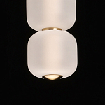 Подвесной светильник с 3-мя округлыми матовыми плафонами из белого стекла Golden Swirl варинант исполнения - 7 | Loft Concept в Ростове-на-Дону