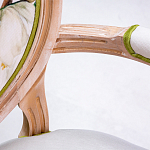 Стул с подлокотниками золотистый из бука с изображением птиц и цветов Blooming Red Birds варинант исполнения - 2 | Loft Concept в Ростове-на-Дону