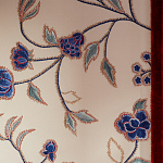 Обои с вышивкой ручной работы Flora Catherine colourway on Liso Pearl wool sateen варинант исполнения - 4 | Loft Concept в Ростове-на-Дону