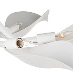 Потолочный светильник с плафонами в виде белых лепестков Delicate Flower варинант исполнения - 1 | Loft Concept в Ростове-на-Дону