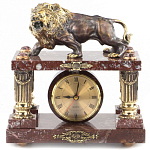 Часы настольные из креноида и бронзы с декором в виде льва Lion Stone Clock варинант исполнения - 1 | Loft Concept в Ростове-на-Дону