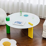 Дизайнерский журнальный стол с круглой белой столешницей на 3-х геометрических ножках Tajefox варинант исполнения - 1 | Loft Concept в Ростове-на-Дону