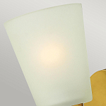 Бра с белым матовым стеклянным плафоном и тремя декоративными шарами Hinkley варинант исполнения - 9 | Loft Concept в Ростове-на-Дону