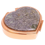 Таблетница карманная в форме сердца с 3-мя отделениями с зеркалом и накладкой из натурального камня Лепидолит Red Gold Stone Pillboxes варинант исполнения - 1 | Loft Concept в Ростове-на-Дону