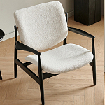 Кресло с каркасом и ножками из древесины и мягкими сиденьем и спинкой Venice варинант исполнения - 5 | Loft Concept в Ростове-на-Дону