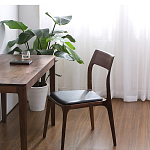 Стул деревянный с мягким сиденьем из черной натуральной кожи Moon Walnut Furniture варинант исполнения - 2 | Loft Concept в Ростове-на-Дону