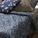 Постельное белье темно-синего цвета с рисунком Blossom Essence Sophie варинант исполнения - 8 | Loft Concept в Ростове-на-Дону