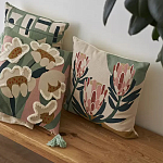 Подушка с цветочным принтом Blooming Elegance Lily варинант исполнения - 7 | Loft Concept в Ростове-на-Дону