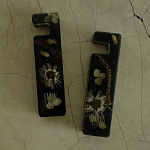 Подставка для телефона из эпоксидной смолы с цветами черная Epoxy Flowers Phone Stand Black варинант исполнения - 2 | Loft Concept в Ростове-на-Дону