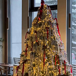 Комплект Новогодней Елки вместе с серебряной мишурой и красными лентами варинант исполнения - 2 | Loft Concept в Ростове-на-Дону