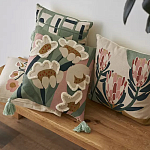 Подушка с цветочным принтом и кисточками Blooming Elegance Daisy варинант исполнения - 8 | Loft Concept в Ростове-на-Дону