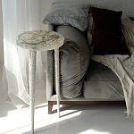 Круглый журнальный столик со столешницей из эпоксидной смолы Epoxy Resin Flowers Coffee Table варинант исполнения - 3 | Loft Concept в Ростове-на-Дону