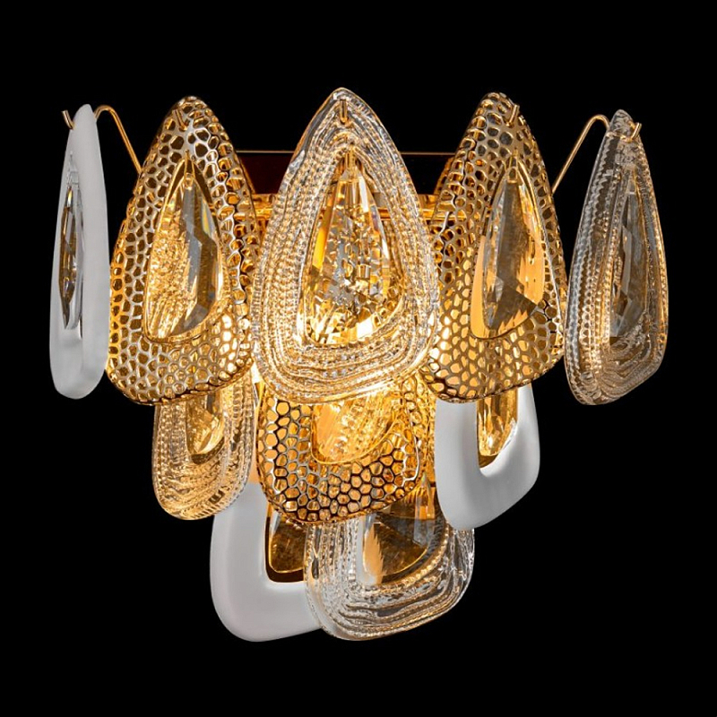 Бра с белыми и прозрачными подвесками Character Chandelier Золотой Прозрачный Белый Бра с белыми и прозрачными подвесками Character Chandelier Золотой Прозрачный Белый в Ростове-на-Дону | Loft Concept
