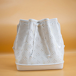 Кашпо в виде сумки  Bag Vase White Louis варинант исполнения - 3 | Loft Concept в Ростове-на-Дону