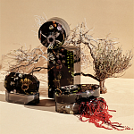 Шкатулка из эпоксидной смолы с цветами черная Epoxy Resin Oval Box Black варинант исполнения - 6 | Loft Concept в Ростове-на-Дону