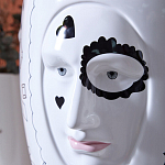 Ваза с декоративными лицами и графическими элементами в виде сердец и символов Faces of Imagination варинант исполнения - 6 | Loft Concept в Ростове-на-Дону