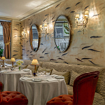 Обои ручная роспись Fishes Blue Pearl on Tarnished Silver gilded silk with pearlescent antiquing варинант исполнения - 7 | Loft Concept в Ростове-на-Дону