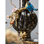 Ваза черная фарфоровая с  узором и бронзовым декором в виде веток с фарфоровой птичкой и цветами Eden Garden варинант исполнения - 3 | Loft Concept в Ростове-на-Дону