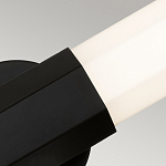 Бра для ванных комнат вертикальное с длинным белым матовым плафоном в форме шестиугольника на круглом основании Hinkley варинант исполнения - 17 | Loft Concept в Ростове-на-Дону