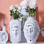Ваза с декоративными лицами и графическими элементами в виде сердец и символов Faces of Imagination варинант исполнения - 2 | Loft Concept в Ростове-на-Дону