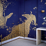 Обои ручная роспись в стиле Арт-деко Whistler Peacocks Colourway SC-100 on Empire Blue dyed silk варинант исполнения - 2 | Loft Concept в Ростове-на-Дону
