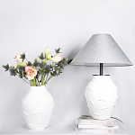 Декоративная ваза белая керамическая с абстрактным объемным декором Molecule Collection варинант исполнения - 4 | Loft Concept в Ростове-на-Дону