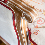 Трехместный диван из массива бука бежевый с растительным орнаментом Raffael Renaissance Beige Sofa варинант исполнения - 7 | Loft Concept в Ростове-на-Дону