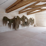 Большая дизайнерская Инсталляция из соломы RAFFIA Installation  варинант исполнения - 6 | Loft Concept в Ростове-на-Дону