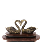 Часы настольные из натурального камня с декором в виде двух лебедей Swans Stone Clock варинант исполнения - 8 | Loft Concept в Ростове-на-Дону