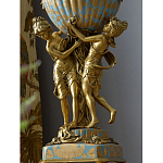 Ваза голубого цвета из фарфора с золотым растительным орнаментом и бронзовыми фигурками женщин Eden Garden porcelain and bronze варинант исполнения - 6 | Loft Concept в Ростове-на-Дону