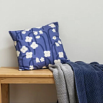 Подушка декоративная синяя с цветочным принтом Blossom Essence Emily варинант исполнения - 5 | Loft Concept в Ростове-на-Дону